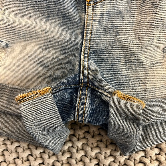 Zara Distressed Cuffed Jean Shorts - Picture 10 of 11